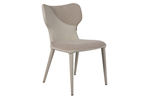 Καρέκλα με σιδερένια κατασκευή